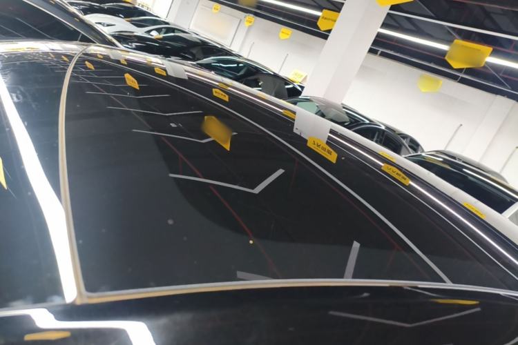Used Tesla Model Y 2025 Rear-Wheel-Drive Version Roof