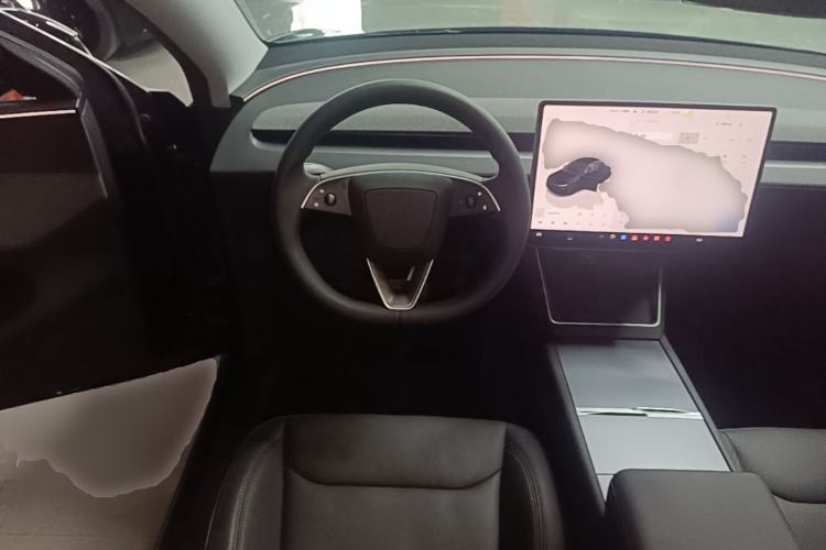 Used Tesla Model Y 2025 Rear-Wheel-Drive Version Steering Wheel