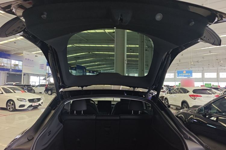 Used Tesla Model Y 2025 Rear-Wheel-Drive Version Trunk