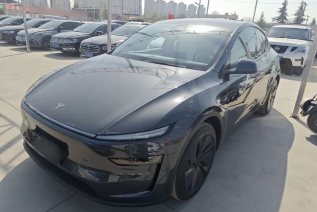 Used Tesla Model Y 2025 Rear-Wheel Drive First Edition