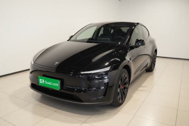 Tesla Model Y 2025 Rear-Wheel-Drive Version d’occasion