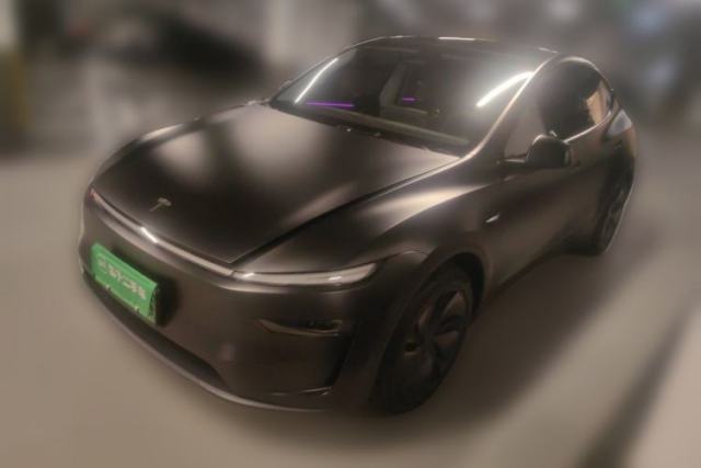 Used Tesla Model Y 2025 Long-Range All-Wheel Drive First Edition