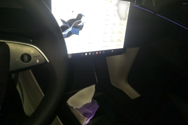 Used Tesla Model Y 2025 Rear-Wheel-Drive Version Audio And AC Panel