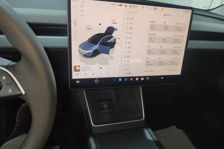 Used Tesla Model Y 2025 Rear-Wheel-Drive Version Audio And AC Panel