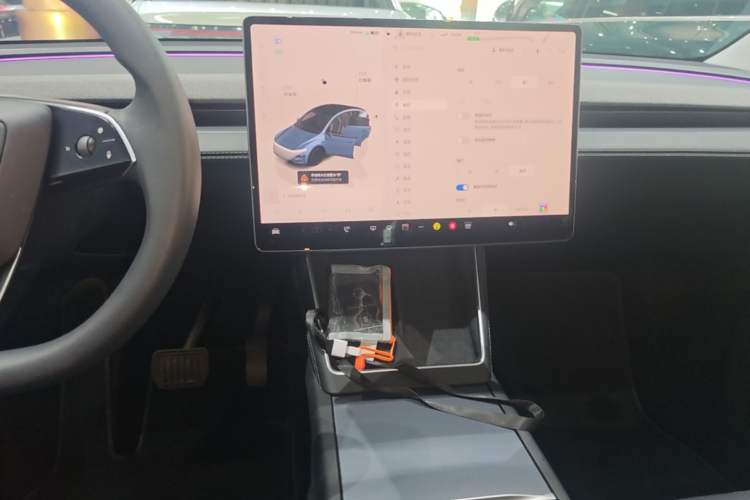 Used Tesla Model Y 2025 Rear-Wheel Drive First Edition Audio And AC Panel
