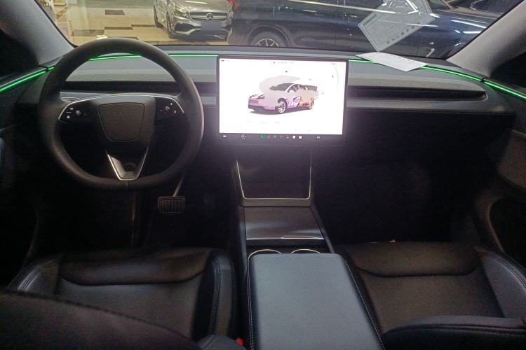 Used Tesla Model Y 2025 Rear-Wheel-Drive Version Center Console