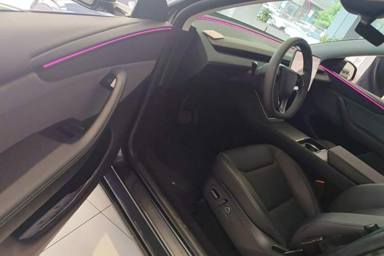 Used Tesla Model Y 2025 Rear-Wheel-Drive Version Driver Seat