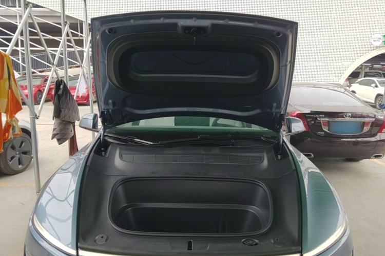 Used Tesla Model Y 2025 Rear-Wheel-Drive Version Engine Bay
