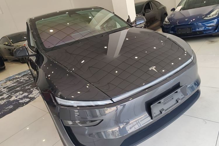 Used Tesla Model Y 2025 Rear-Wheel-Drive Version Exterior 1