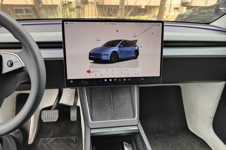 Used Tesla Model Y 2025 Rear-Wheel-Drive Version Exterior 13