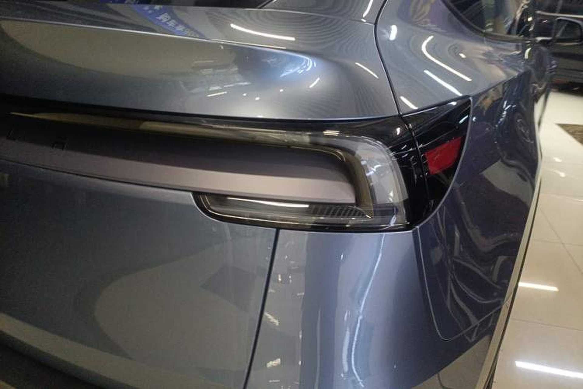 Used Tesla Model Y 2025 Rear-Wheel-Drive Version Exterior 2