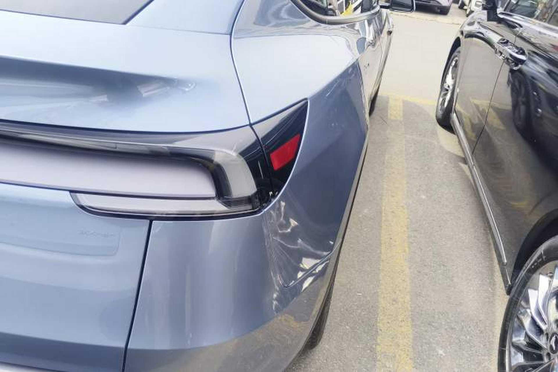 Used Tesla Model Y 2025 Rear-Wheel-Drive Version Exterior 3