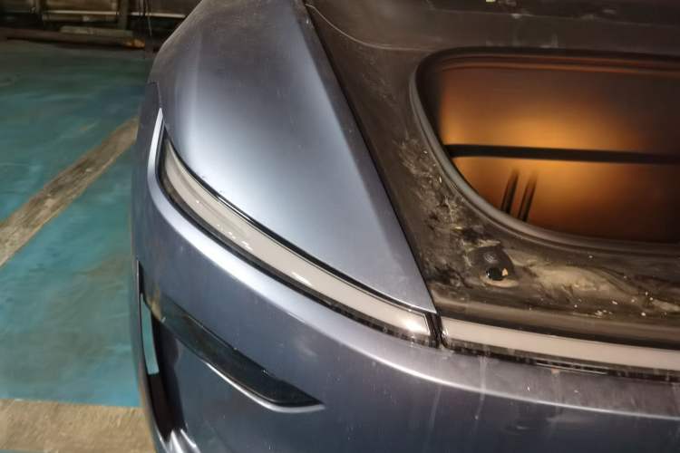 Used Tesla Model Y 2025 Rear-Wheel-Drive Version Exterior 3