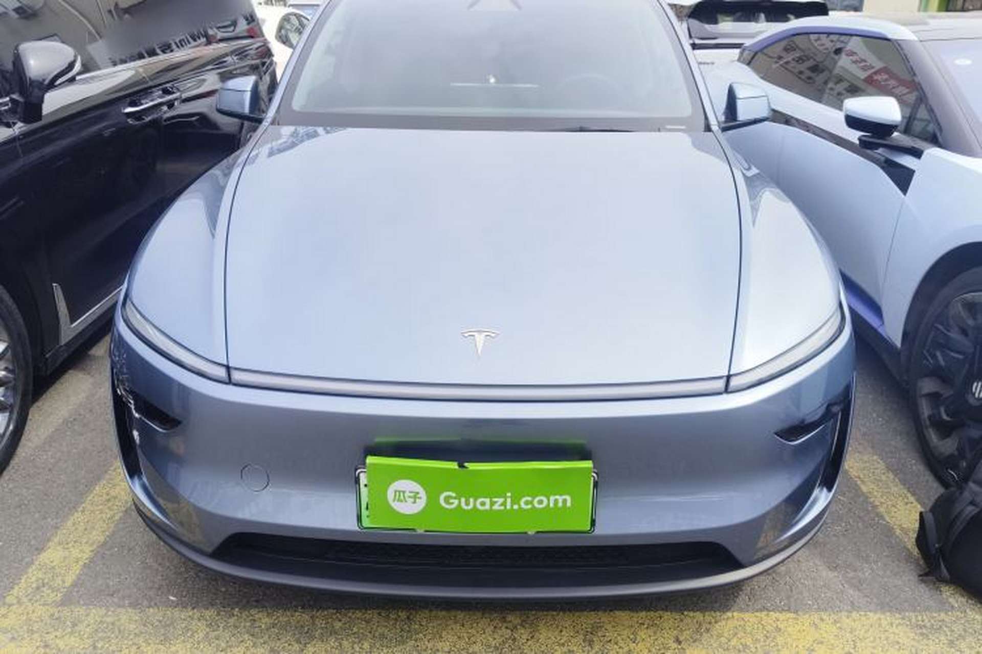Used Tesla Model Y 2025 Rear-Wheel-Drive Version Front