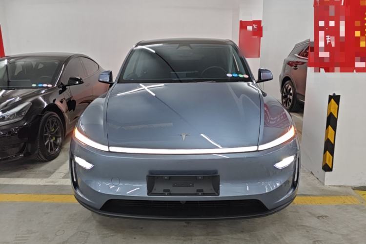 Used Tesla Model Y 2025 Rear-Wheel-Drive Version Front