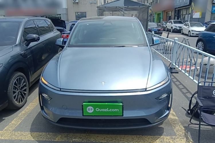 Used Tesla Model Y 2025 Rear-Wheel-Drive Version Front