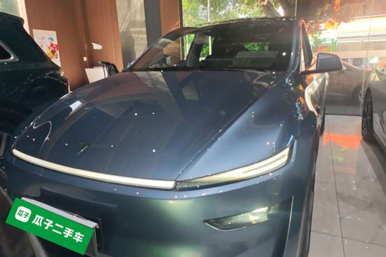 Used Tesla Model Y 2025 Rear-Wheel Drive First Edition Front