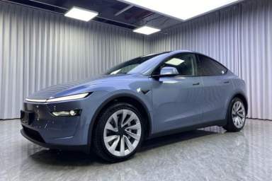 Used Tesla Model Y 2025 Rear-Wheel-Drive Version
