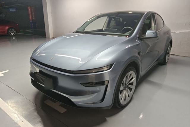 Used Tesla Model Y 2025 Rear-Wheel-Drive Version