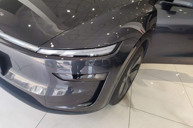 Used Tesla Model Y 2025 Rear-Wheel-Drive Version Left Front Headlight