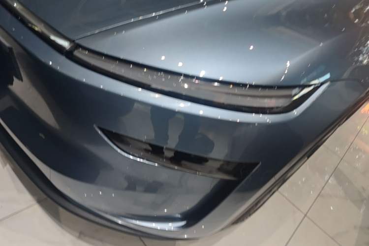 Used Tesla Model Y 2025 Rear-Wheel Drive First Edition Left Front Headlight