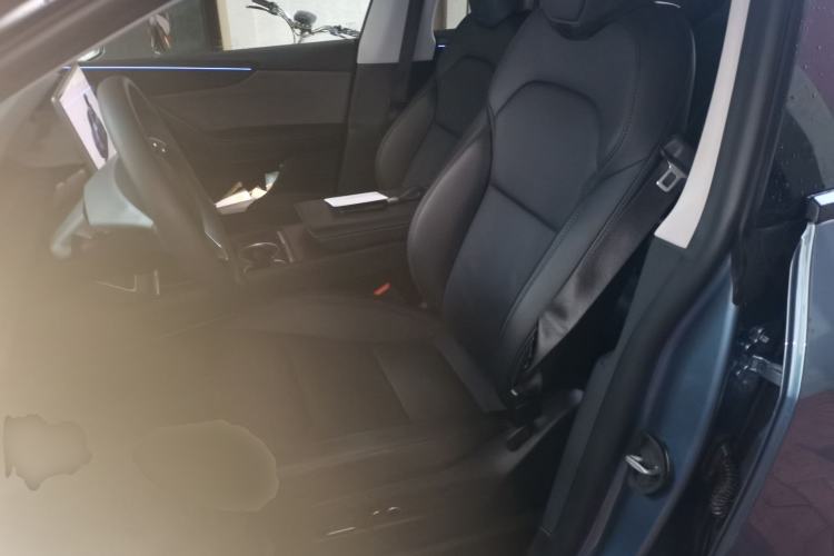 Used Tesla Model Y 2025 Rear-Wheel-Drive Version Left Front Seat