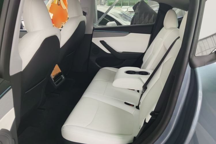 Used Tesla Model Y 2025 Rear-Wheel-Drive Version Left Rear Seat