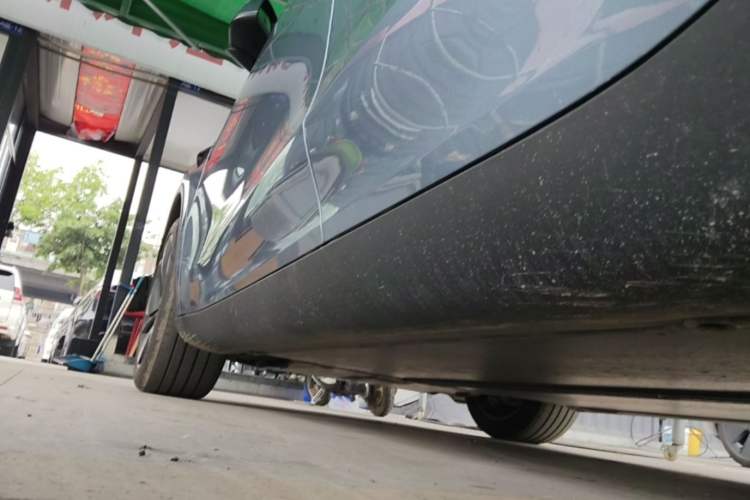 Used Tesla Model Y 2025 Rear-Wheel-Drive Version Left Side Sill