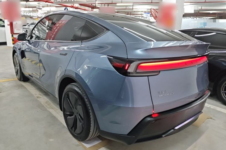Used Tesla Model Y 2025 Rear-Wheel-Drive Version Rear Left 45 Deg