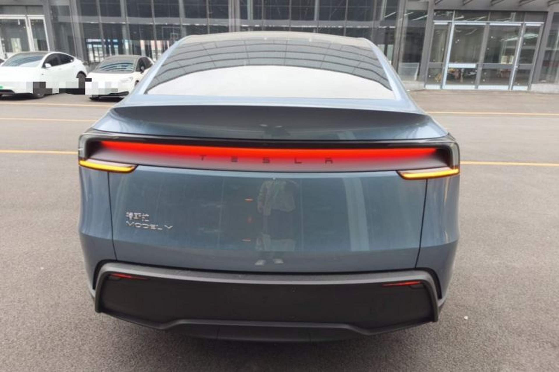 Used Tesla Model Y 2025 Rear-Wheel-Drive Version Rear
