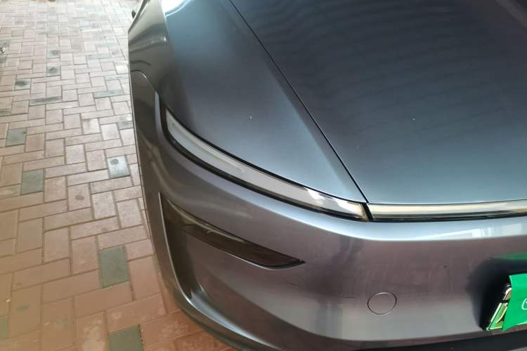 Used Tesla Model Y 2025 Rear-Wheel-Drive Version Right Front Headlight
