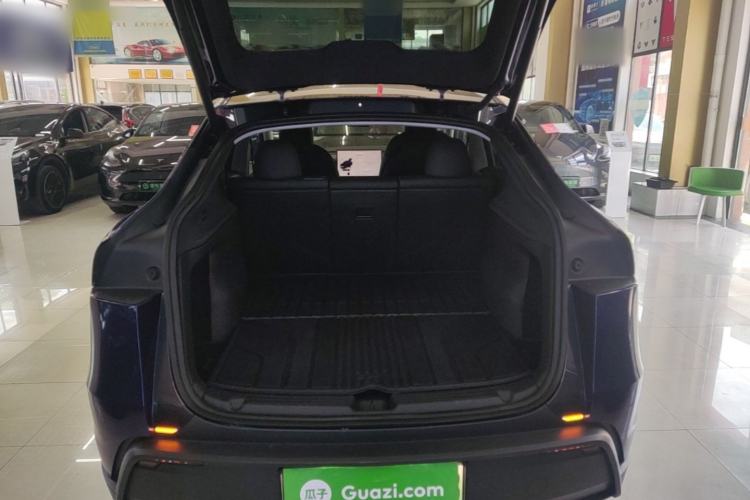 Used Tesla Model Y 2025 Long-Range All-Wheel Drive First Edition Trunk