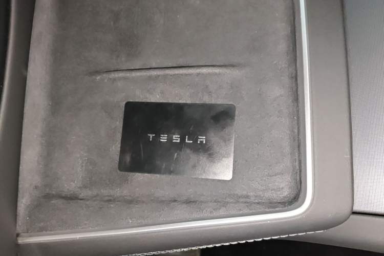 Used Tesla Model Y 2025 Rear-Wheel-Drive Version Vehicle Key