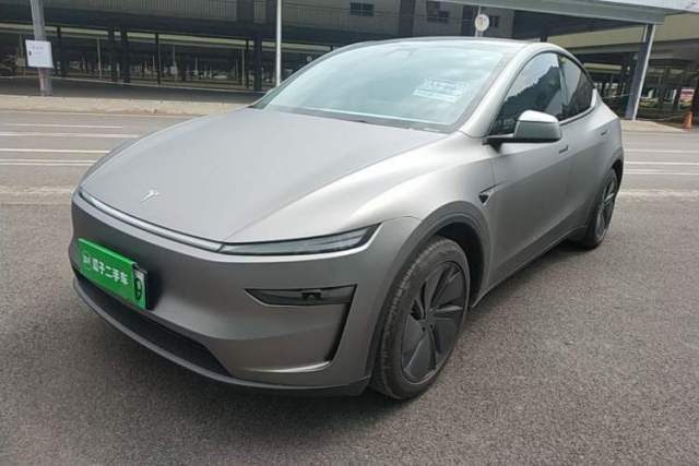 Used Tesla Model Y 2025 Rear-Wheel-Drive Version