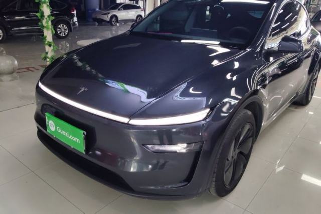 Used Tesla Model Y 2025 Rear-Wheel-Drive Version