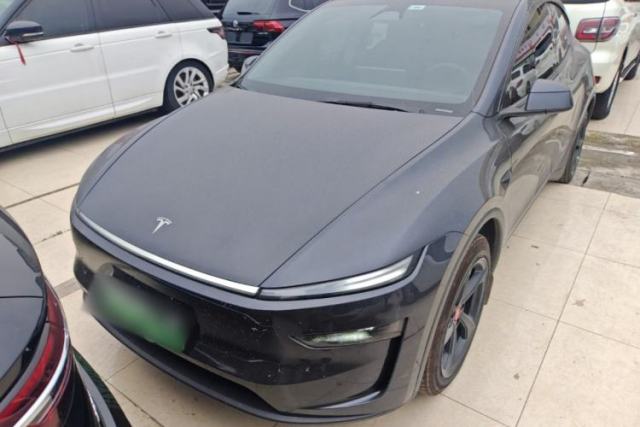 Used Tesla Model Y 2025 Rear-Wheel-Drive Version