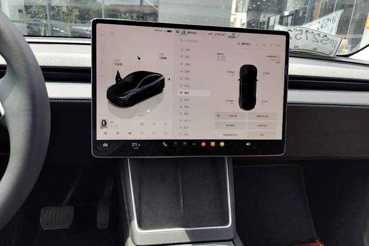 Used Tesla Model Y 2025 Rear-Wheel-Drive Version Audio And AC Panel