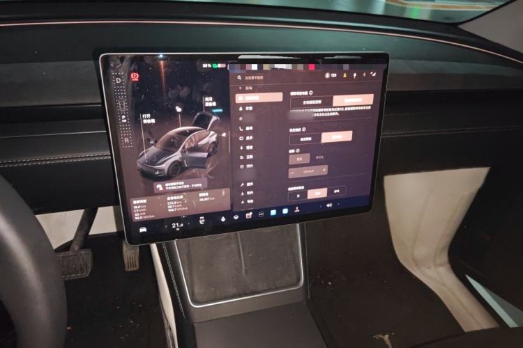 Used Tesla Model Y 2025 Rear-Wheel Drive First Edition Audio And AC Panel
