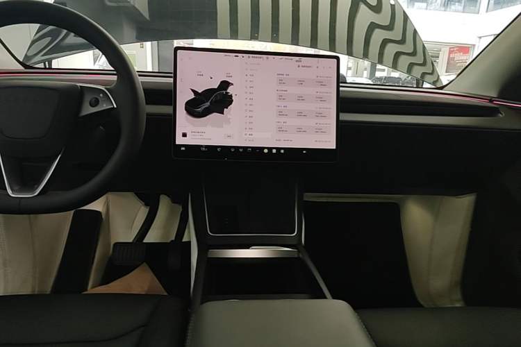 Used Tesla Model Y 2025 Rear-Wheel Drive First Edition Audio And AC Panel