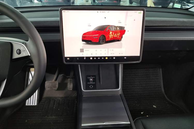 Used Tesla Model Y 2025 Rear-Wheel Drive First Edition Audio And AC Panel