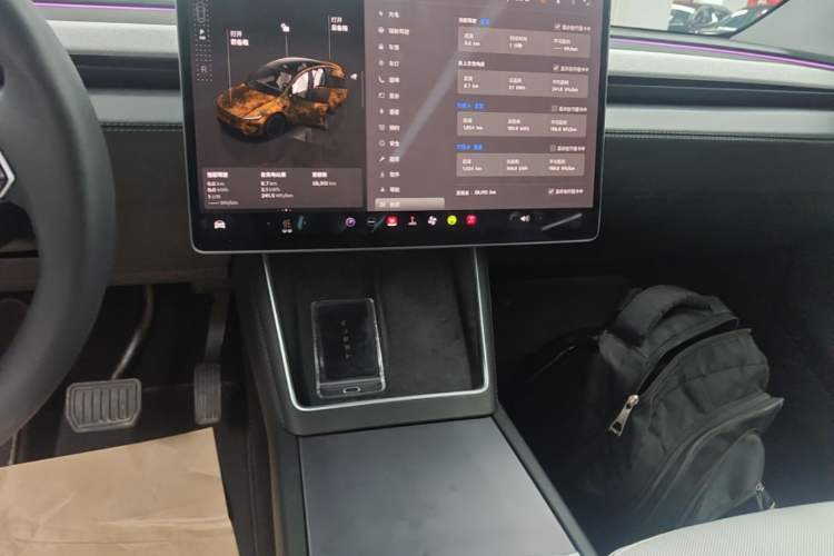 Used Tesla Model Y 2025 Rear-Wheel-Drive Version Audio And AC Panel