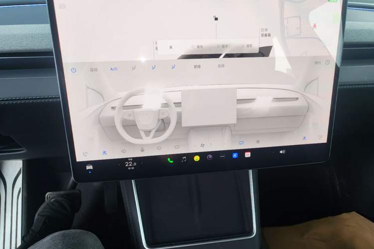 Used Tesla Model Y 2025 Rear-Wheel-Drive Version Audio And AC Panel