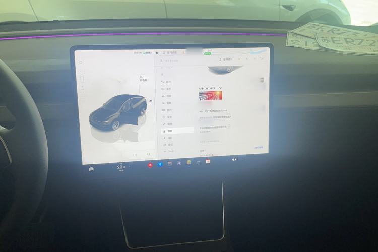 Used Tesla Model Y 2025 Rear-Wheel Drive First Edition Audio And AC Panel