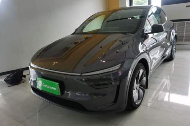 Used Tesla Model Y 2025 Rear-Wheel-Drive Version