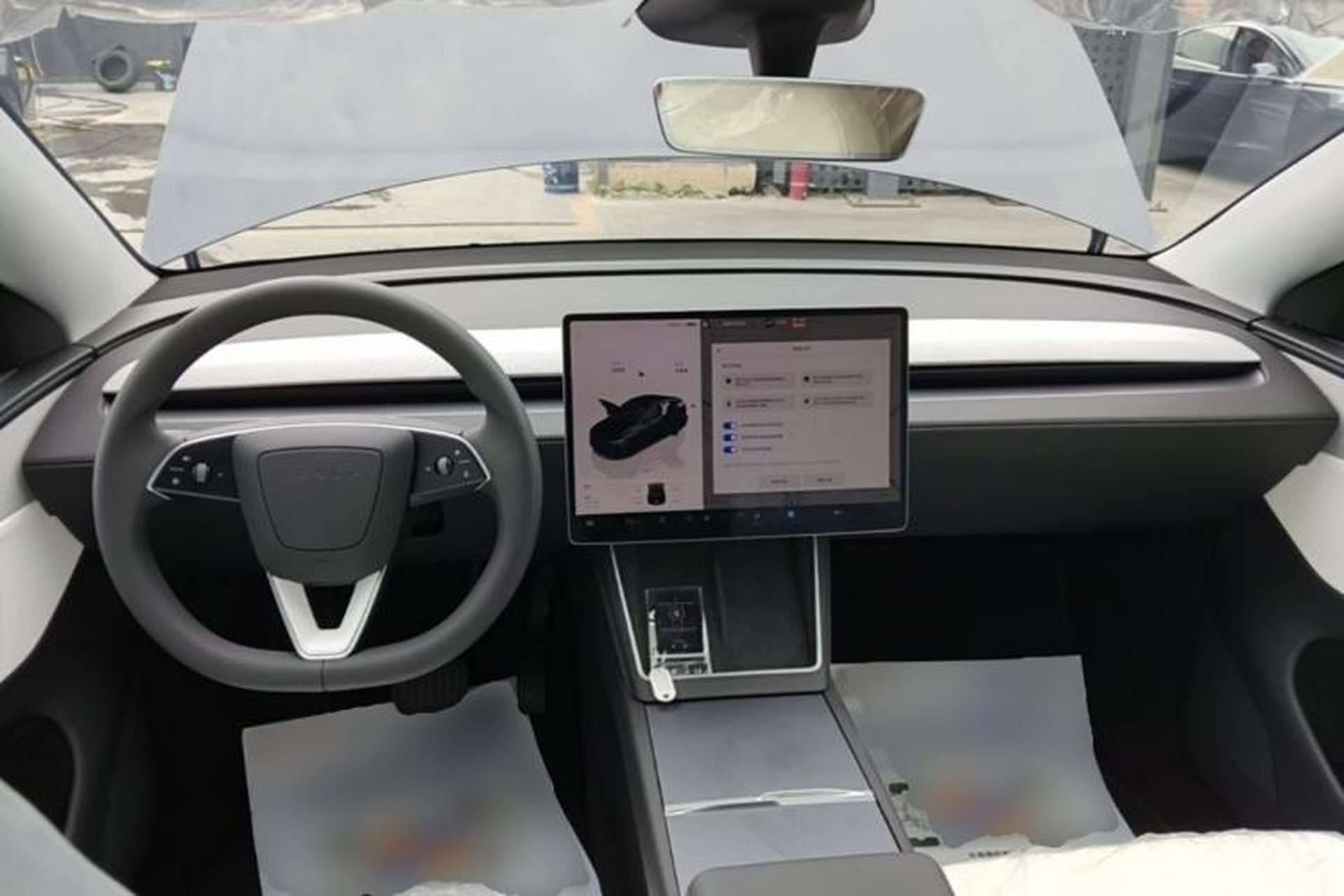 Used Tesla Model Y 2025 Rear-Wheel-Drive Version Center Console