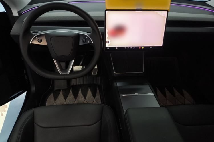 Used Tesla Model Y 2025 Rear-Wheel-Drive Version Center Console