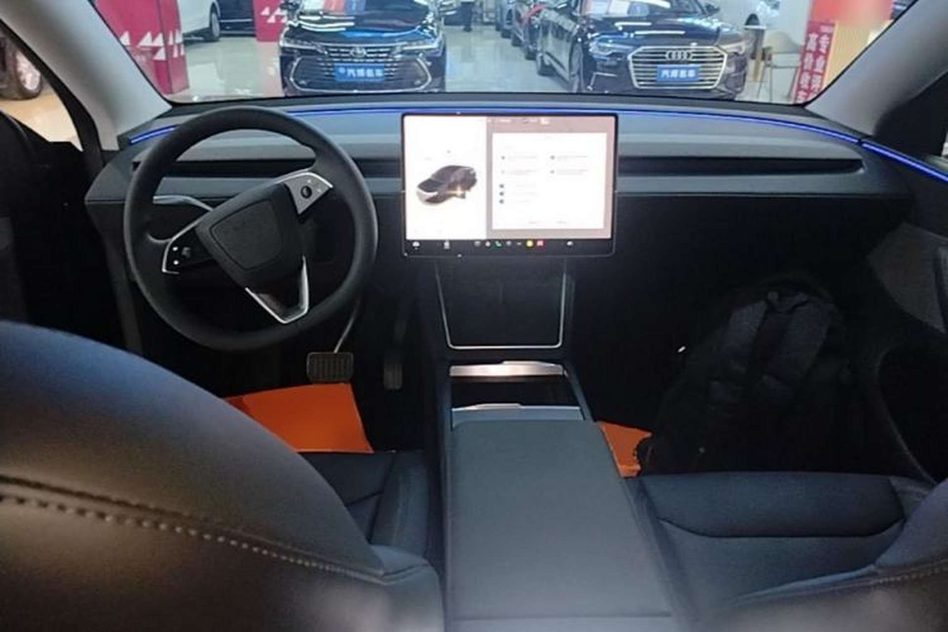 Used Tesla Model Y 2025 Rear-Wheel-Drive Version Center Console