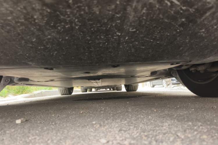 Used Tesla Model Y 2025 Rear-Wheel-Drive Version Chassis Front