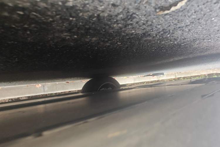 Used Tesla Model Y 2025 Rear-Wheel-Drive Version Chassis Front Left