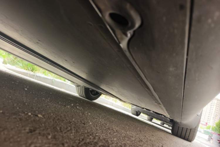 Used Tesla Model Y 2025 Rear-Wheel-Drive Version Chassis Front Left
